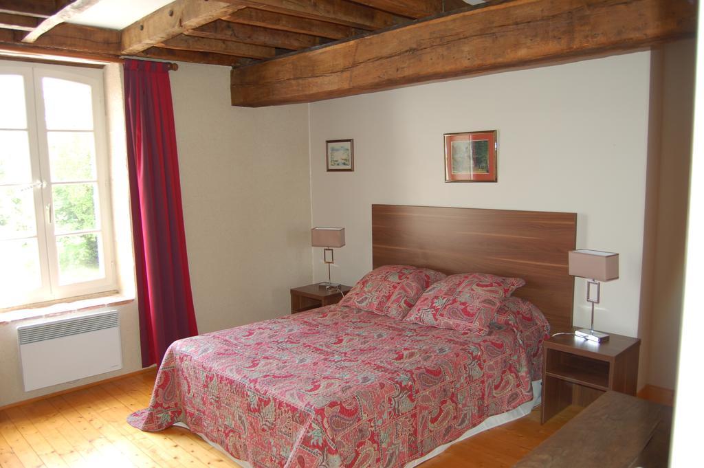 Le Moulin Neuf Bed & Breakfast Vignoux-sur-Barangeon Ruang foto